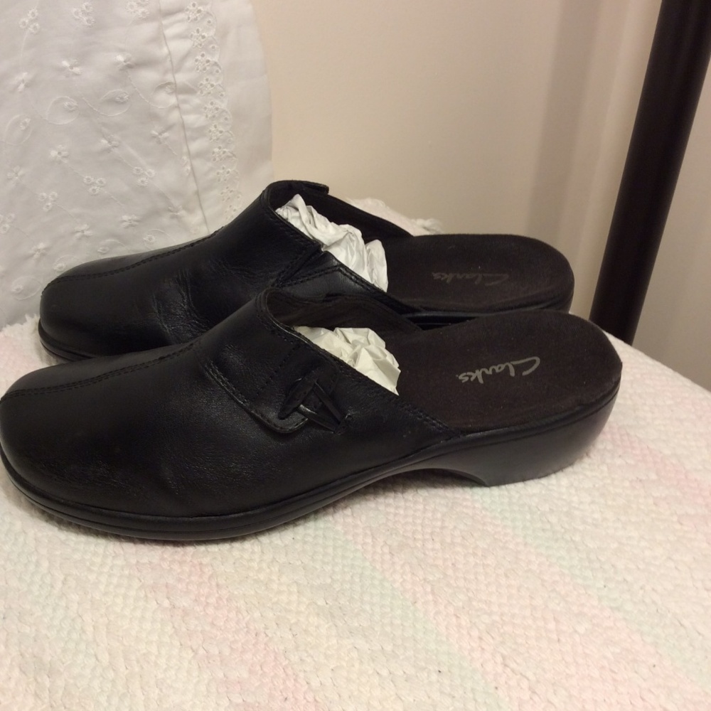 Women’s New Black Clark’s Leather Upper Clogs - Picture 3 of 8